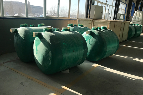 玻璃钢化粪池是怎么让农村厕所变得卫生的 玻璃钢化粪池是怎么让农村厕所变得卫生的